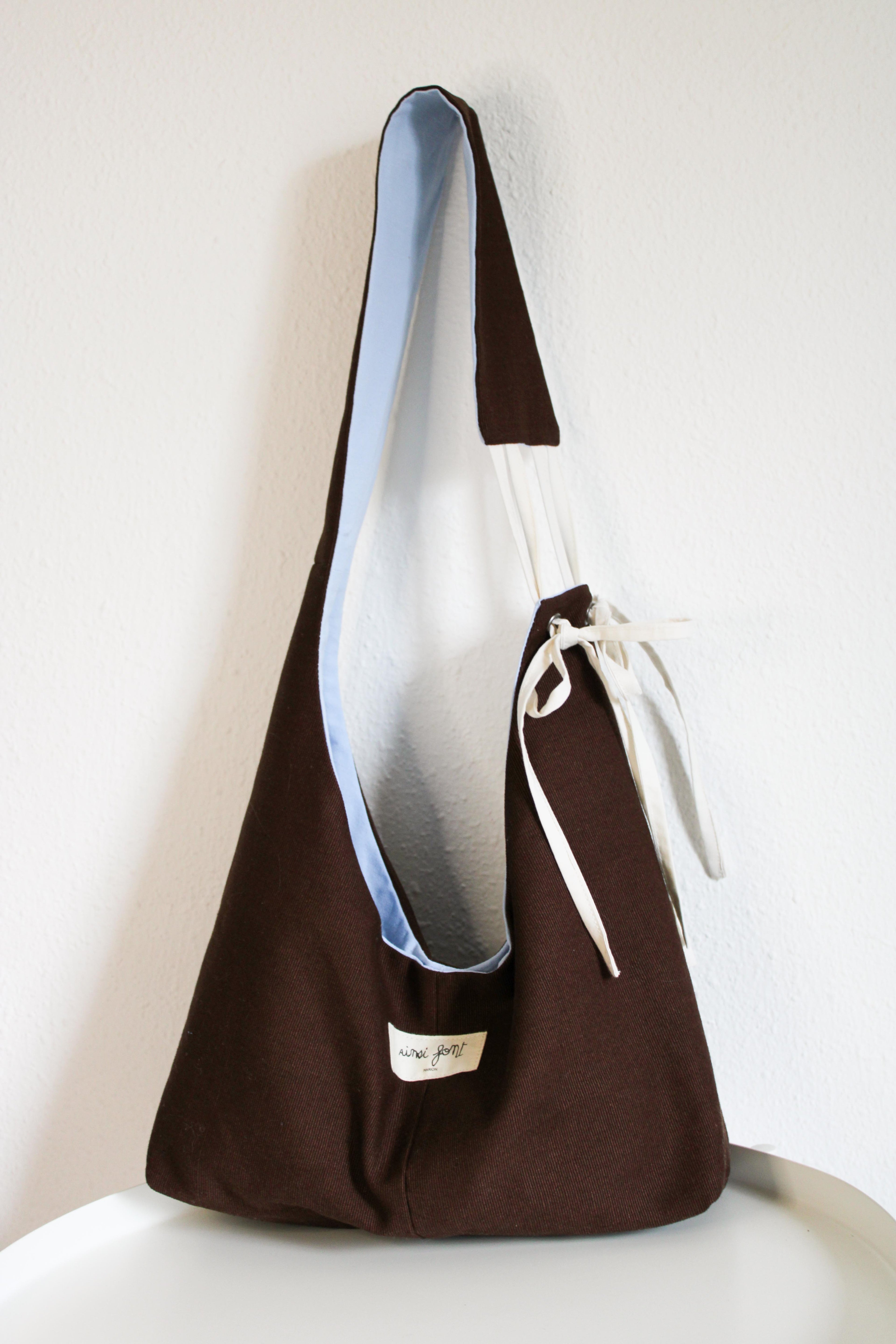 Le Sac Marron et Bleu ciel