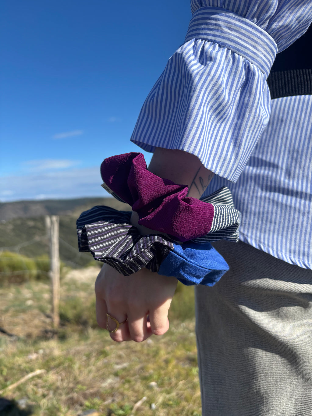 Chouchou rayé et fuchsia