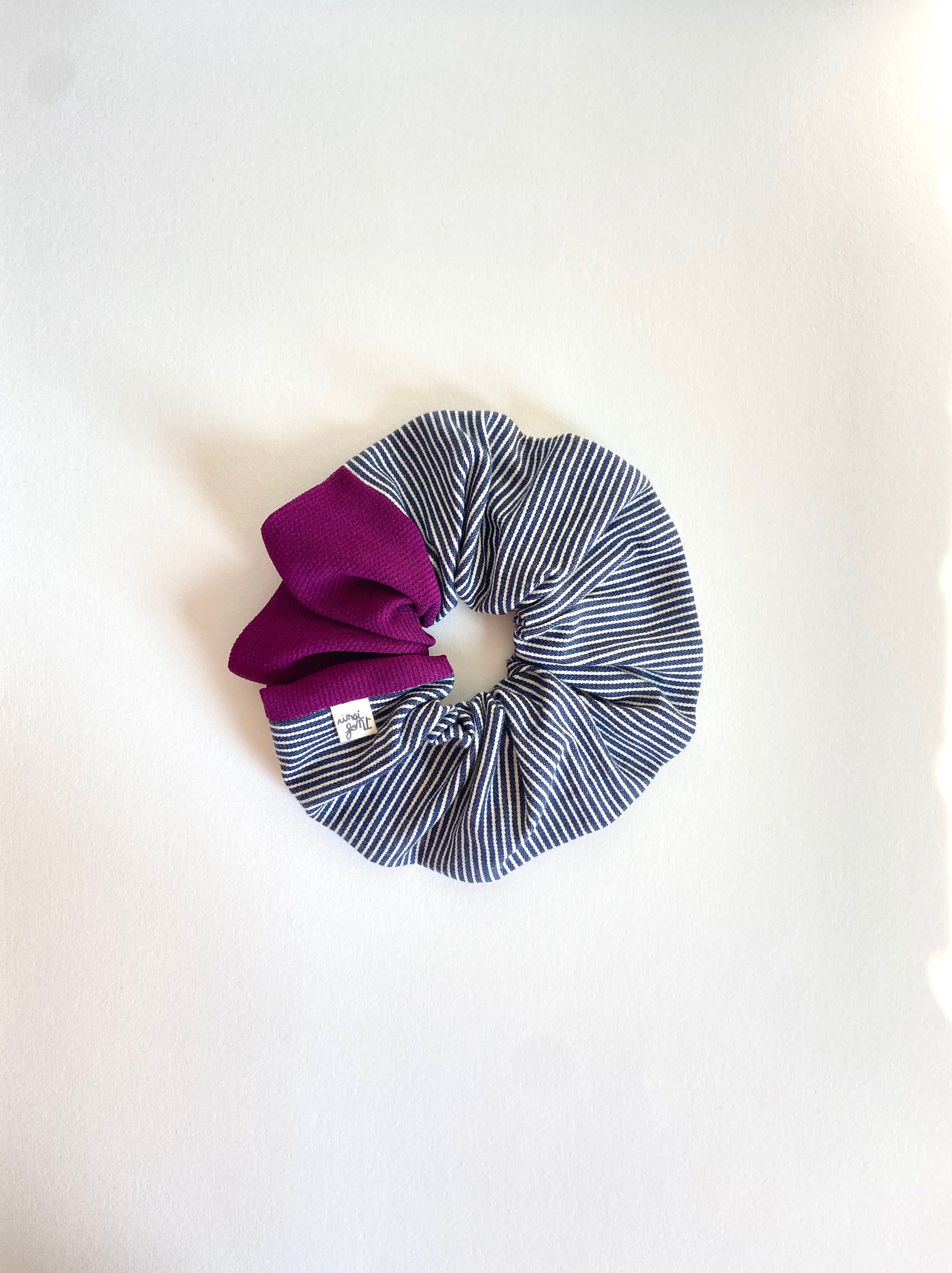 Chouchou rayé et fuchsia