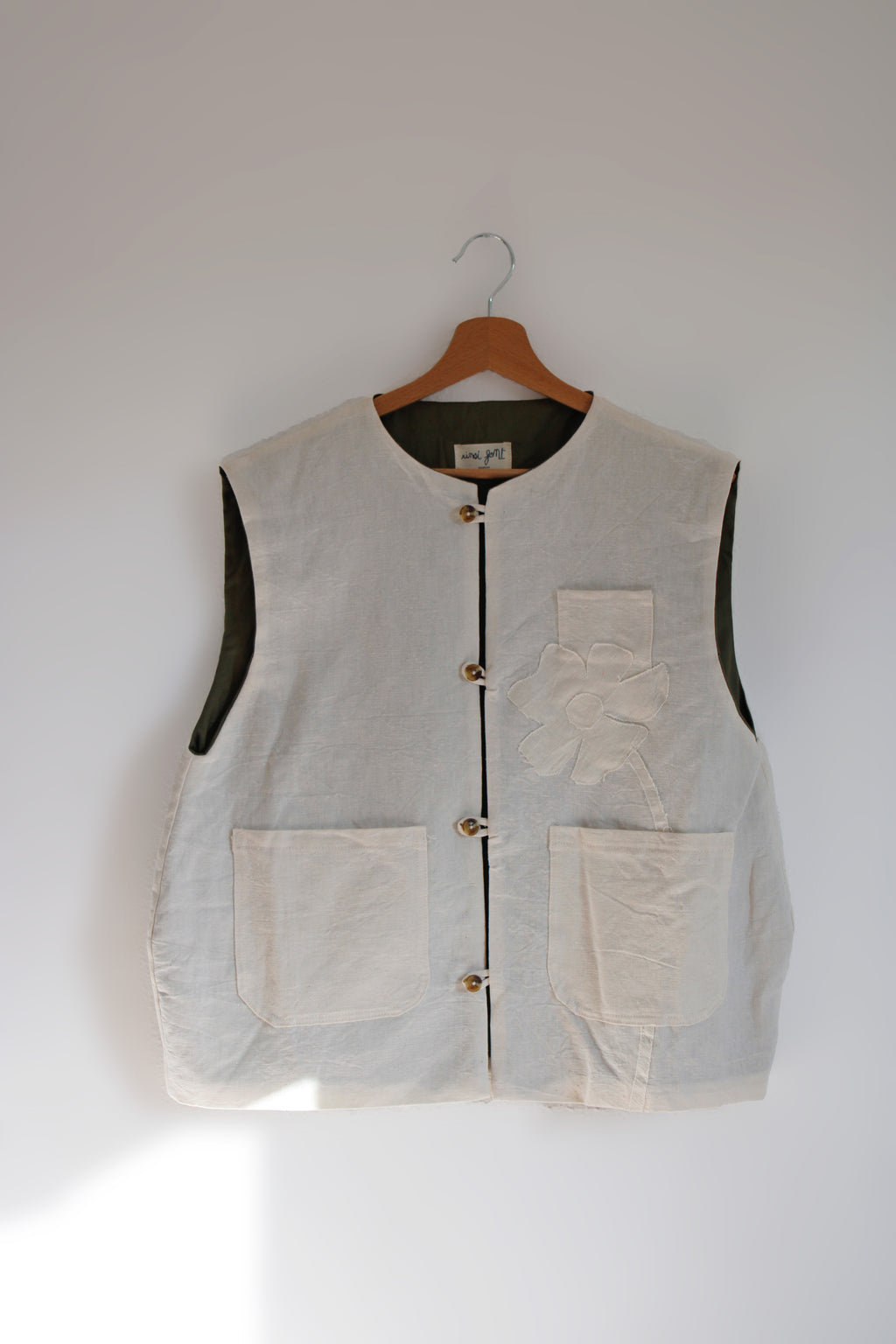 La Veste sans manches Blanche