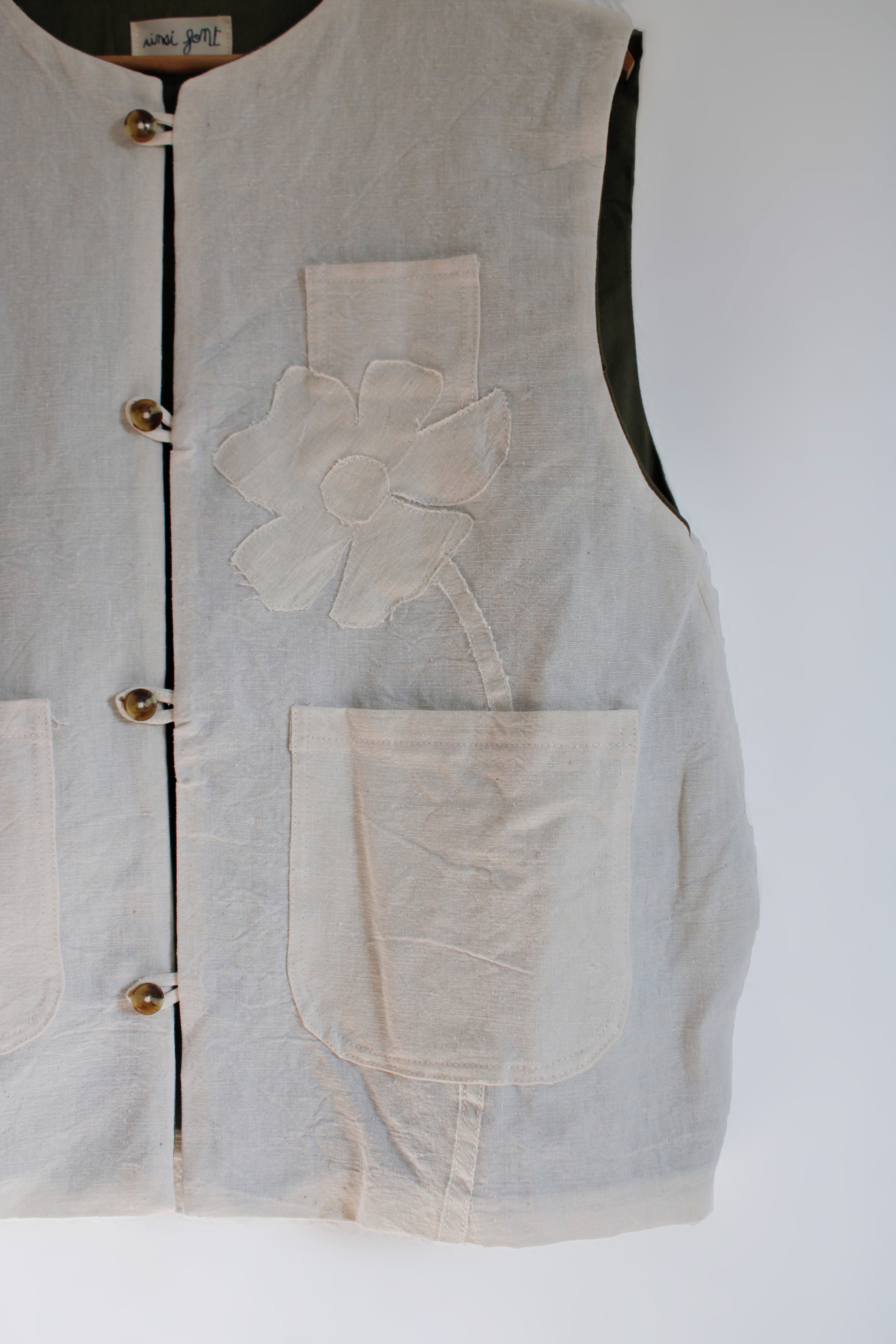 La Veste sans manches Blanche